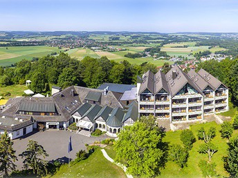Weihnachten 2026  4 ÜF im Hotel Bellevue Spa & Resort Reiterhof Wirsberg | Oberfranken