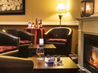 Romantische Pfälzer Verwöhnwoche inkl. HP, Candlelight-Dinner & Weinprobe beim Winzer