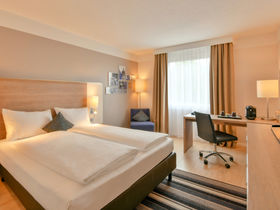 Sleep & Relax - 3 Tage Wellness-Auszeit mit Stil - Mercure und Carolus Thermen