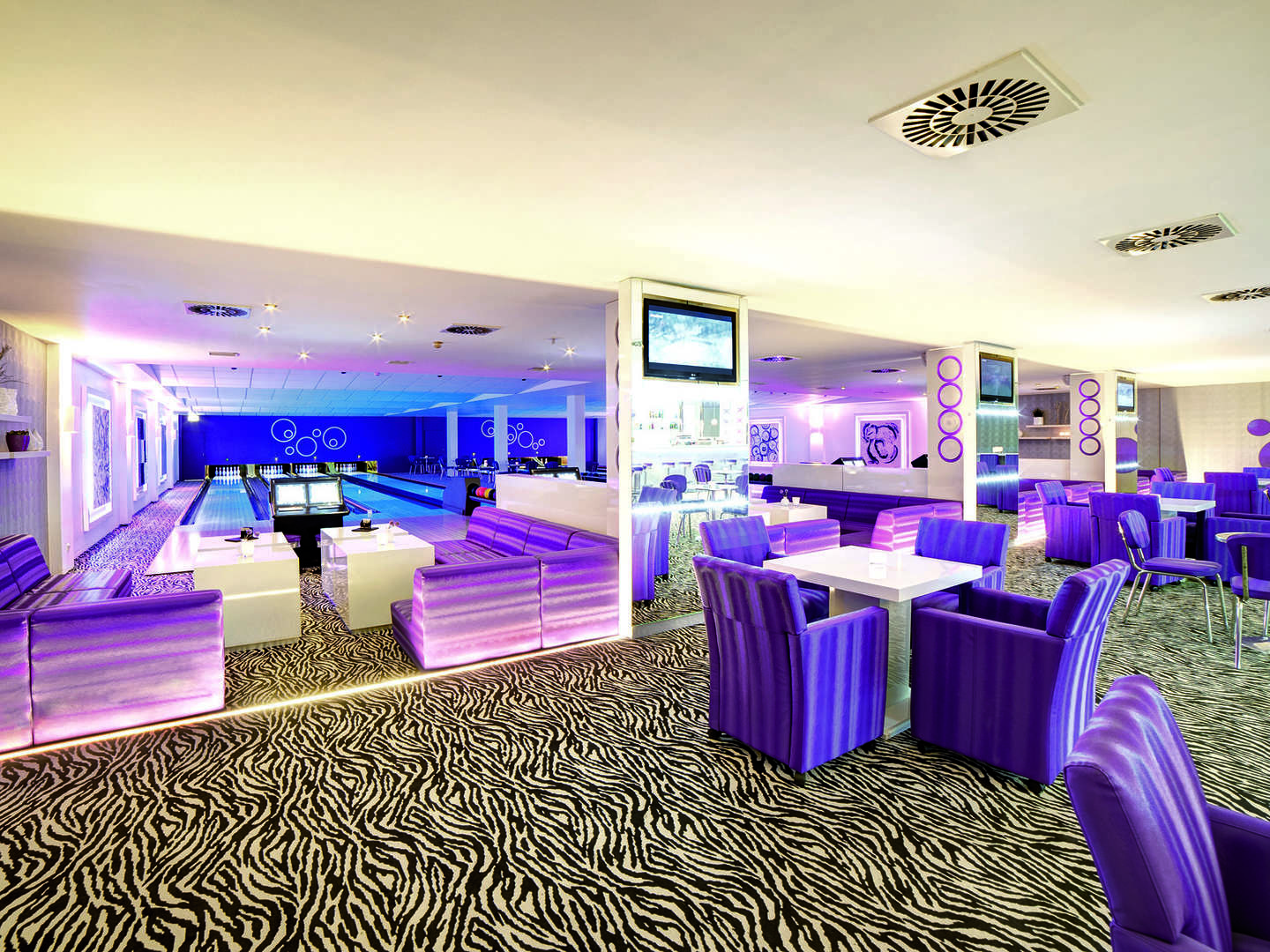 Fit for Fun an der Seenplatte inkl. Abendessen & Bowling