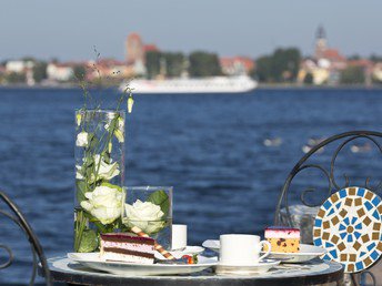 Kurzurlaub zu zweit mit romantischem Dinner & Müritz Blick