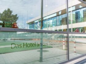 Hotel an der Stadthalle Rostock – Heimathafen am Hbf & bei Events