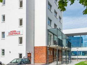 Hotel an der Stadthalle Rostock – Heimathafen am Hbf & bei Events