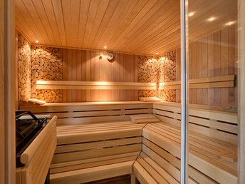 Raus aus dem Alltag inkl. Weinverkostung & Therme 