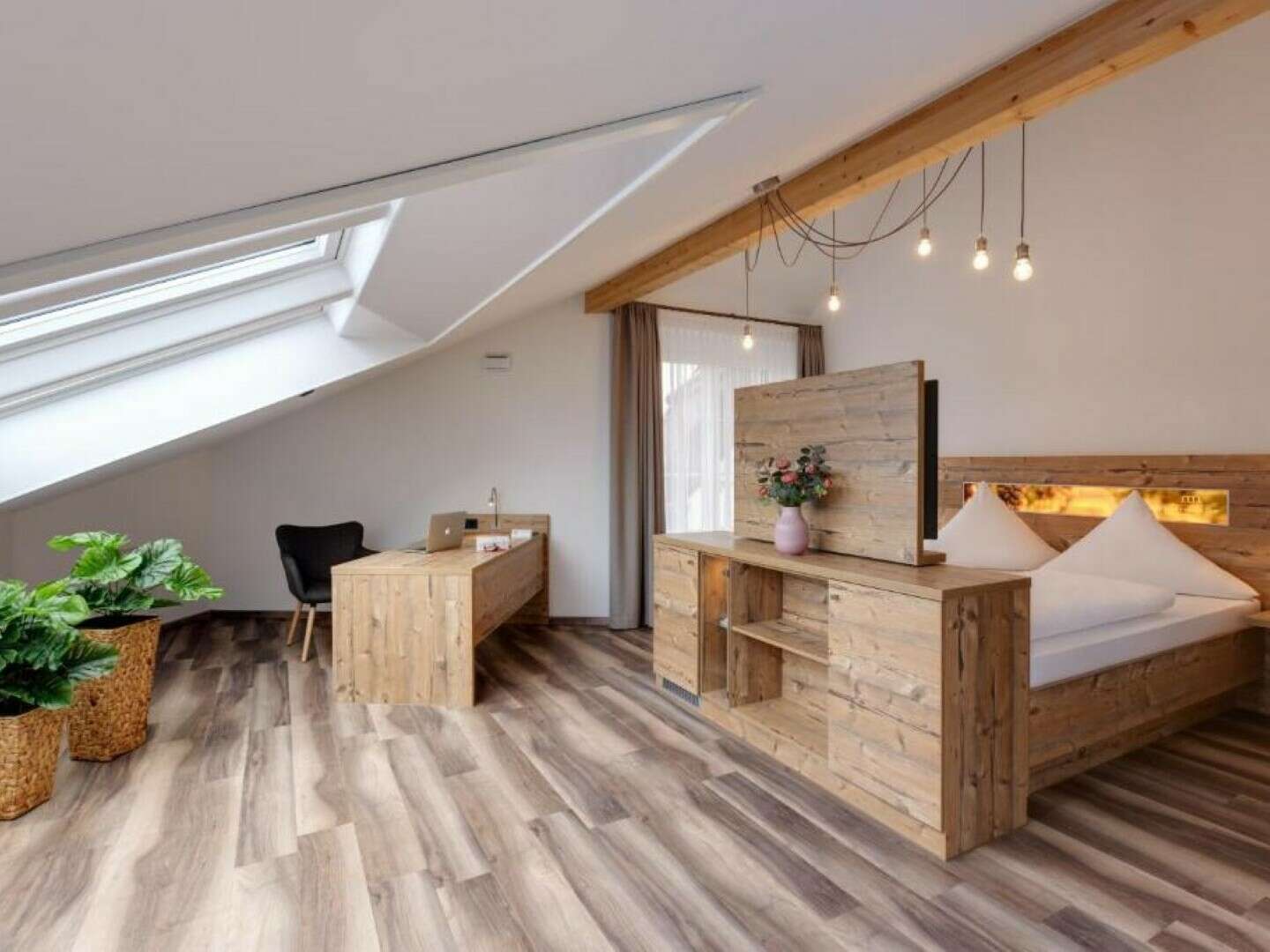 Raus aus dem Alltag inkl. Weinverkostung & Therme 