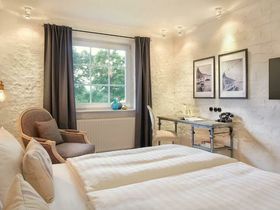  3  Verwöhn Tage inkl. 1 x Dinner vor den Toren Hamburgs