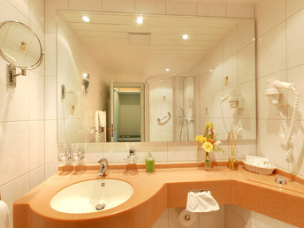 Bild 12 von 28