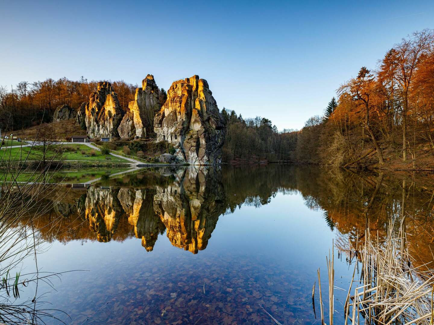 Romantische Nacht im Silberbachtal im Teutoburger Wald