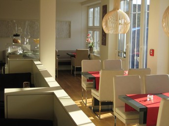 Bild 15 von 27