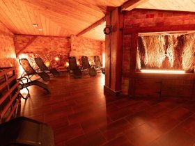 Romantische Auszeit im  **** Sterne Elbe Resort direkt am Fluss