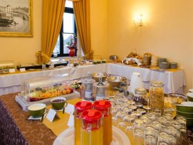 Romantische Auszeit im  **** Sterne Elbe Resort direkt am Fluss