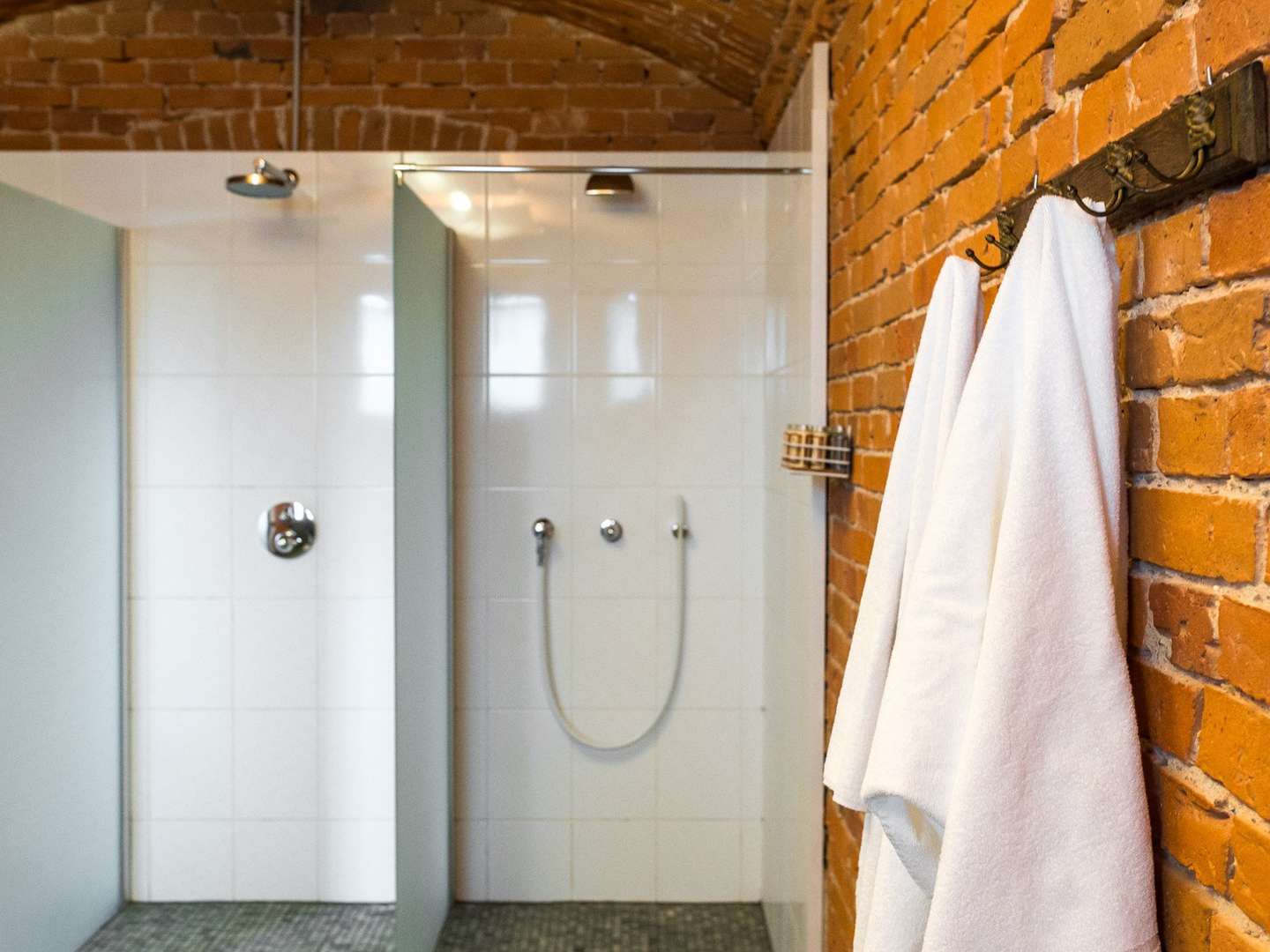 Kurzurlaub im Mecklenburger Schloss nahe Wismar -Schloss-Entdecker