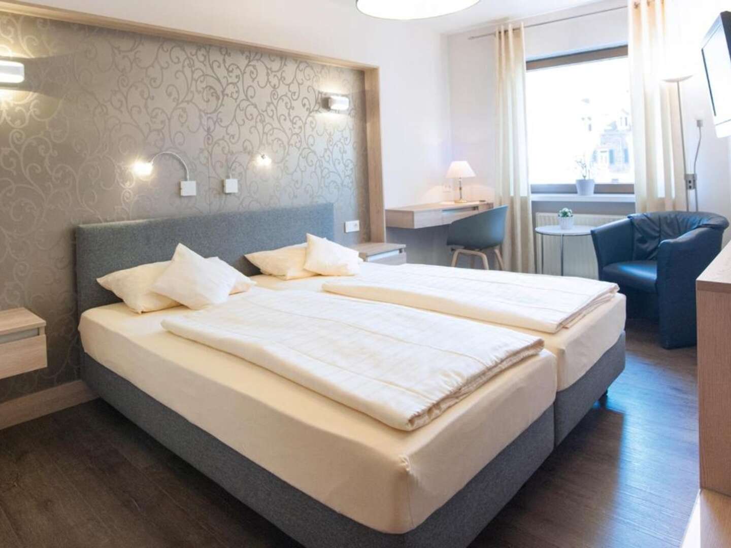 4=3 Sparangebot im April und Mai