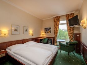 Schmetterlinge im Bauch - romantische Tage in Berlin inkl. Candlelight-Dinner | 4 Tage