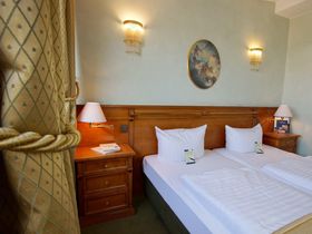 4 Tage in der Residenzstadt Potsdam inkl. Abendessen & Stadtrundfahrt 