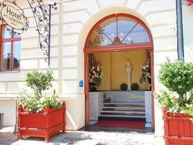 4 Tage in der Residenzstadt Potsdam inkl. Abendessen & Stadtrundfahrt 