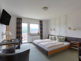 Prickelnder Jahreswechsel an Silvester 2025-2026 im Sauerland | 6 Tage