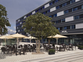 Winterzauber in Wolfsburg – INNSiDE by Meliá & Weihnachtsmarkt in der Autostadt | 2 Tage