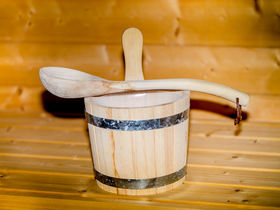 Zeit für die Familie im Thüringer Wald - ein Kind mit im Gepäck