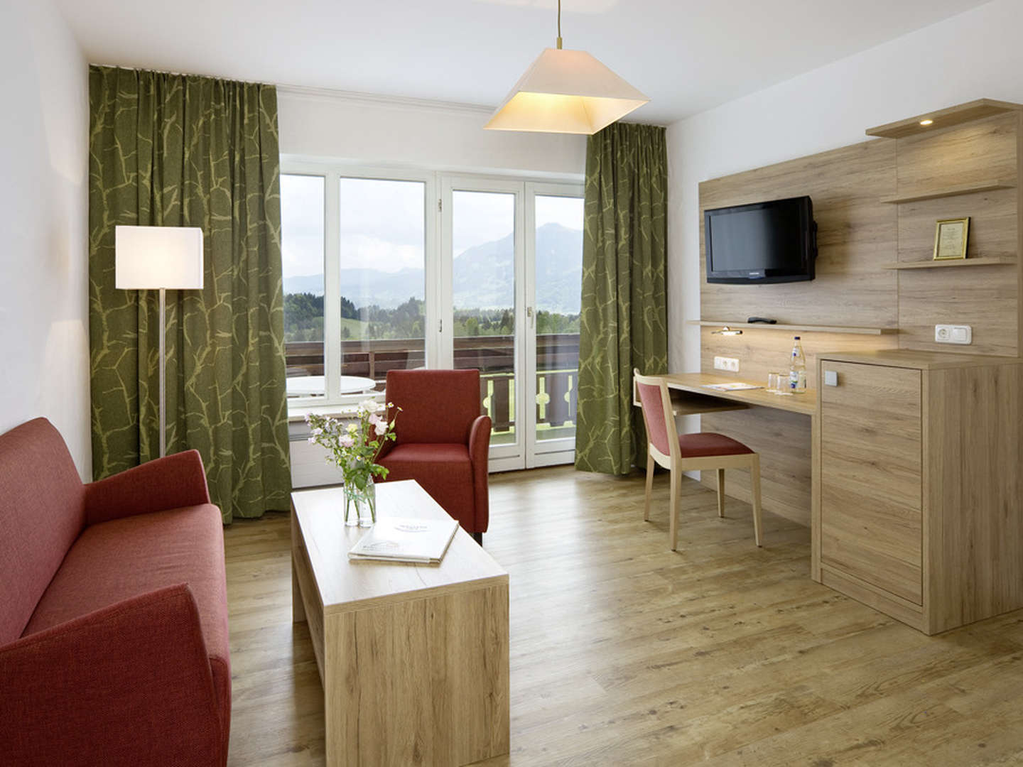 3 Übernachtungen -Berge erleben ÜF im Mai - im 4**** Hotel im Allgäu  