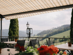 Weihnachtliches rundum-sorglos Arrangement