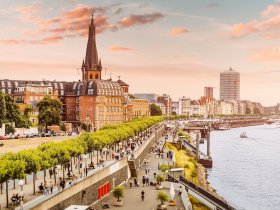 Auszeit vom Alltag in Düsseldorf - 3 Tage Vielseitigkeit und Internationalität 