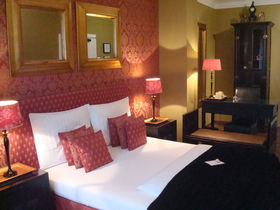 Auszeit vom Alltag in Düsseldorf - 3 Tage Vielseitigkeit und Internationalität 