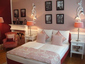 Auszeit vom Alltag in Düsseldorf - 3 Tage Vielseitigkeit und Internationalität 