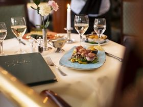 Kleine Auszeit im 4 Sterne Hotel direkt am Strand des Güstrower Inselsees
