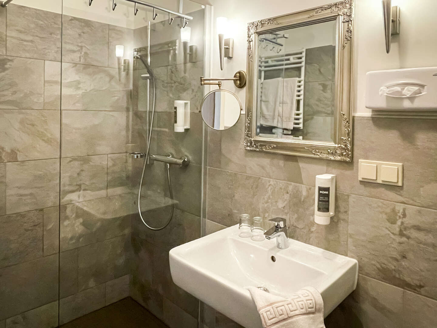 Erlebnis- & Entdecker- Urlaub im Harz- 4 Tage im Hasseröder Burghotel inkl. Halbpension  