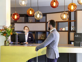 2 Tage Kurzurlaub in Düsseldorf inklusive Carepaket