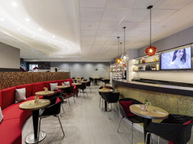 2 Tage Kurzurlaub in Düsseldorf inklusive Carepaket