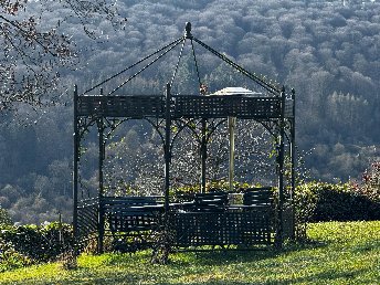 Eintauchen in die Natur – ihr Retreat im Wiesenruhe Tiny House