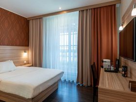 Stadtentdecker Dresden inkl. Aufstieg Frauenkirche & Stadtrundfahrt  