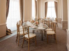 Stadtentdecker Dresden inkl. Aufstieg Frauenkirche & Stadtrundfahrt  