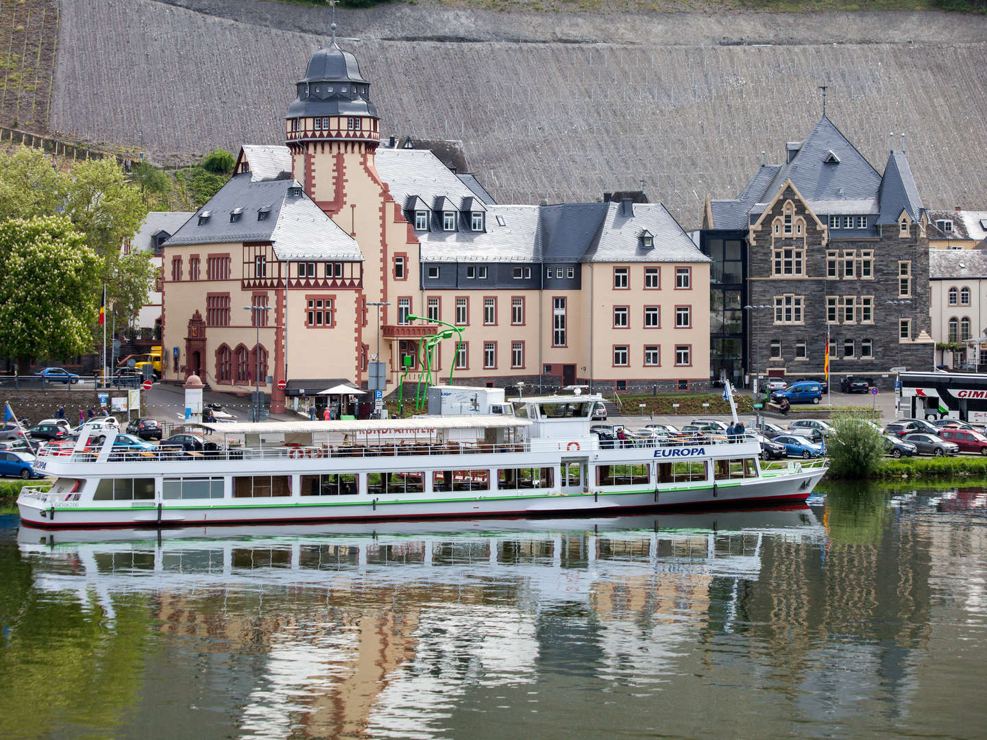 Tapetenwechsel an der Mosel inkl. Weinprobe, Schifffahrt oder Museum