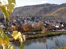 Adventszauber zum Mosel-Wein-Nachts-Markt in Traben-Trarbach