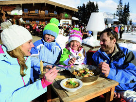  Skifahrer:innen Angebot mit Frühstück | 2 Nächte