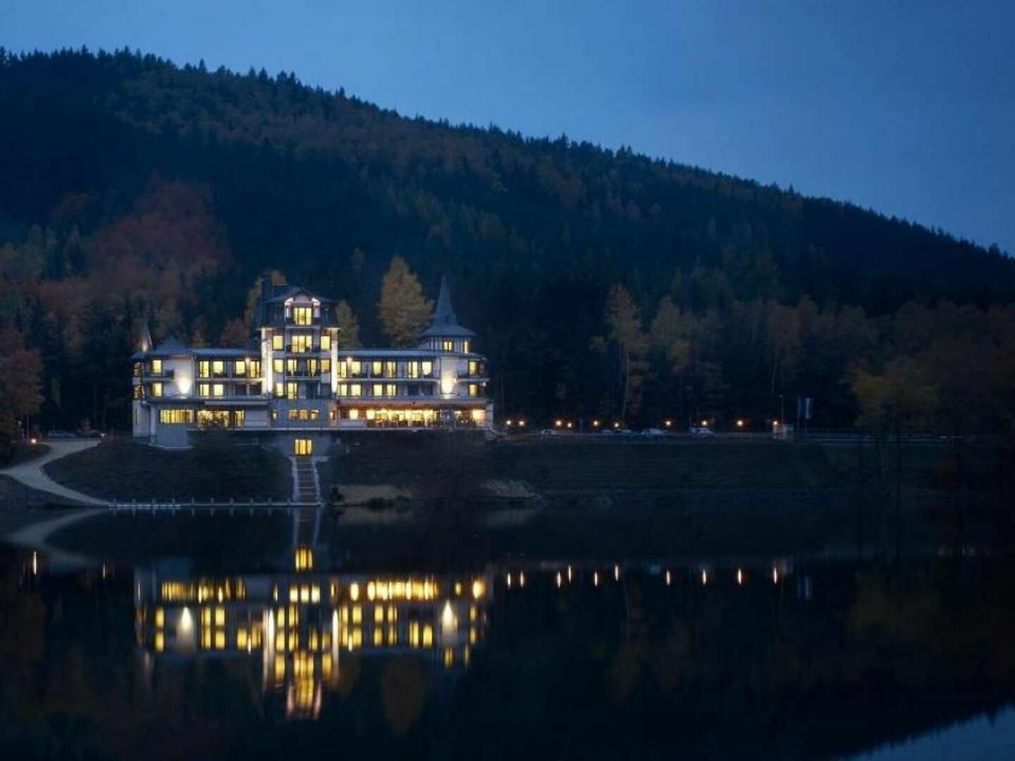 Wellness-Aufenthalt mit Halbpension für 2 Personen im Retro Riverside Wellness Resort | 3 Tage 