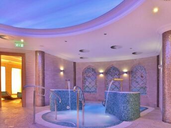 Wellness-Aufenthalt mit Halbpension für 2 Personen im Retro Riverside Wellness Resort | 3 Tage 