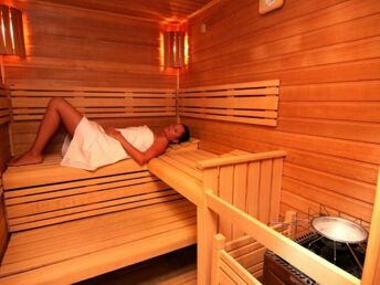 Wellness-Aufenthalt mit Halbpension für 2 Personen im Retro Riverside Wellness Resort | 3 Tage 