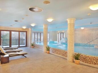 Wellness-Aufenthalt mit Halbpension für 2 Personen im Retro Riverside Wellness Resort | 3 Tage 