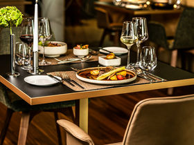 Relaxen in der Therme Laa inkl. Relax Liege & Refreshements | 2 Nächte