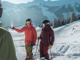 Sunny Rhapsody in Saalbach - Skivergnügen in 150 Meter | 4 Nächte