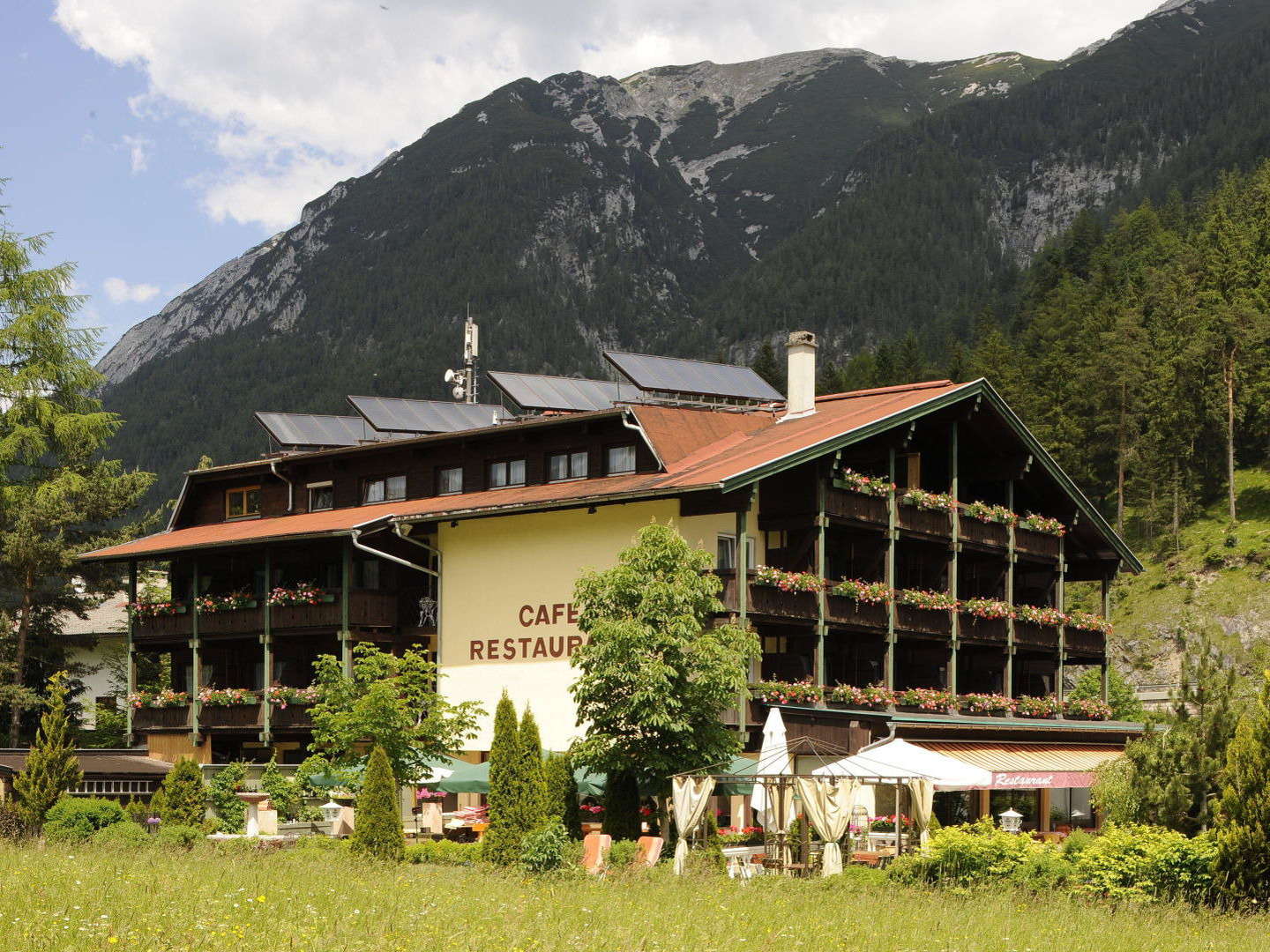 Auszeit im Genießerhotel am Achensee inkl. Halbpension | Fronleichnam