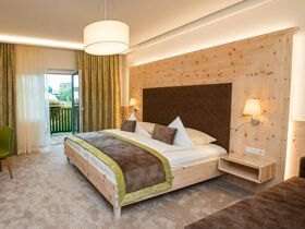 TOP-Silvester-HIT im Thermenhotel PuchasPlus mit Galababend & Silvesterprogramm 4 ÜN