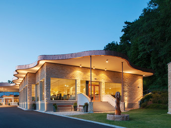 Sommer-Auszeit in Bad Waltersdorf inkl. Heiltherme & Hoteltherme | 7 Nächte/8Tage   