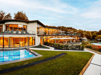 Sommer-Auszeit in Bad Waltersdorf inkl. Heiltherme & Hoteltherme | 7 Nächte/8Tage   