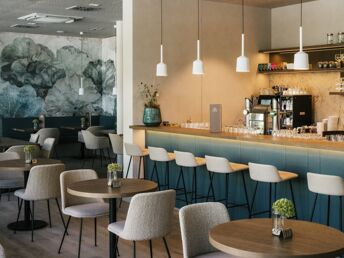Sommer-Auszeit in Bad Waltersdorf inkl. Heiltherme & Hoteltherme | 7 Nächte/8Tage   