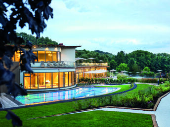 Sommer-Auszeit in Bad Waltersdorf inkl. Heiltherme & Hoteltherme | 7 Nächte/8Tage   